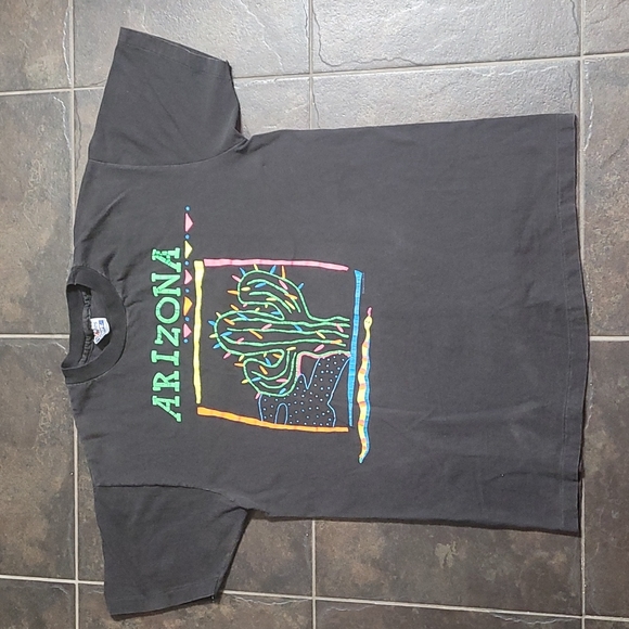 Hanes Other - VINTAGE GRAPHIC TEE